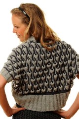 Sj�levarmer med trompetm�nster - strikkeopskrift