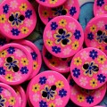 K74 Pink knap med blomster